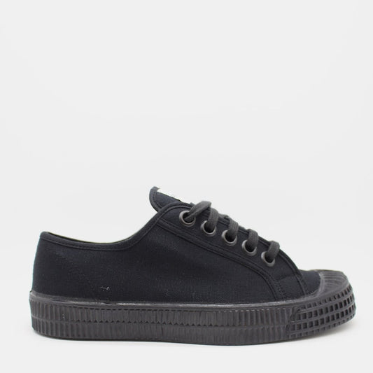 Star Master All Black