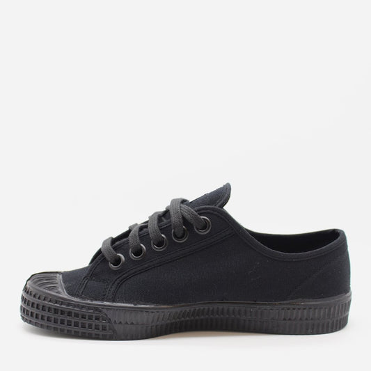 Star Master All Black