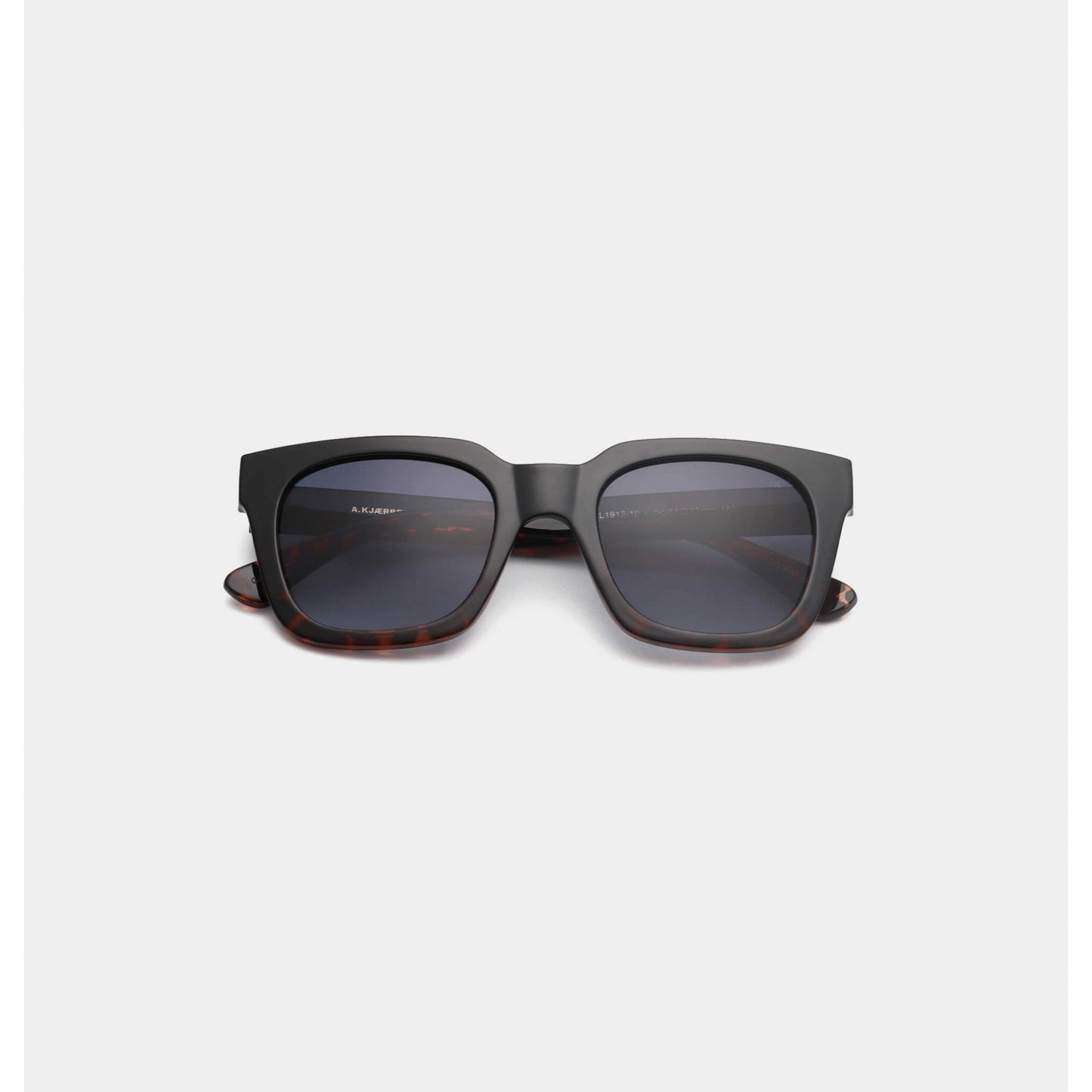 Nancy Sunglasses Black Demi Tortoise