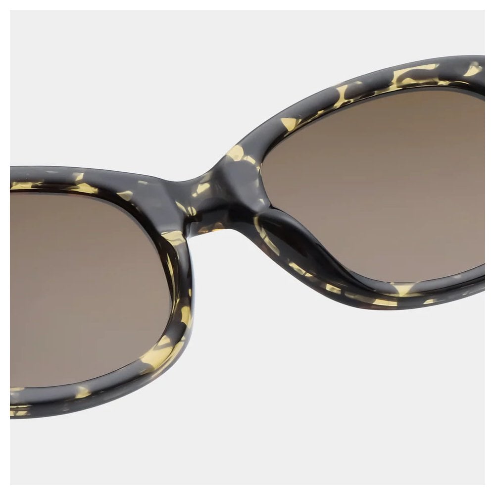 Anma Sunglasses - Black / Yellow Tortoise