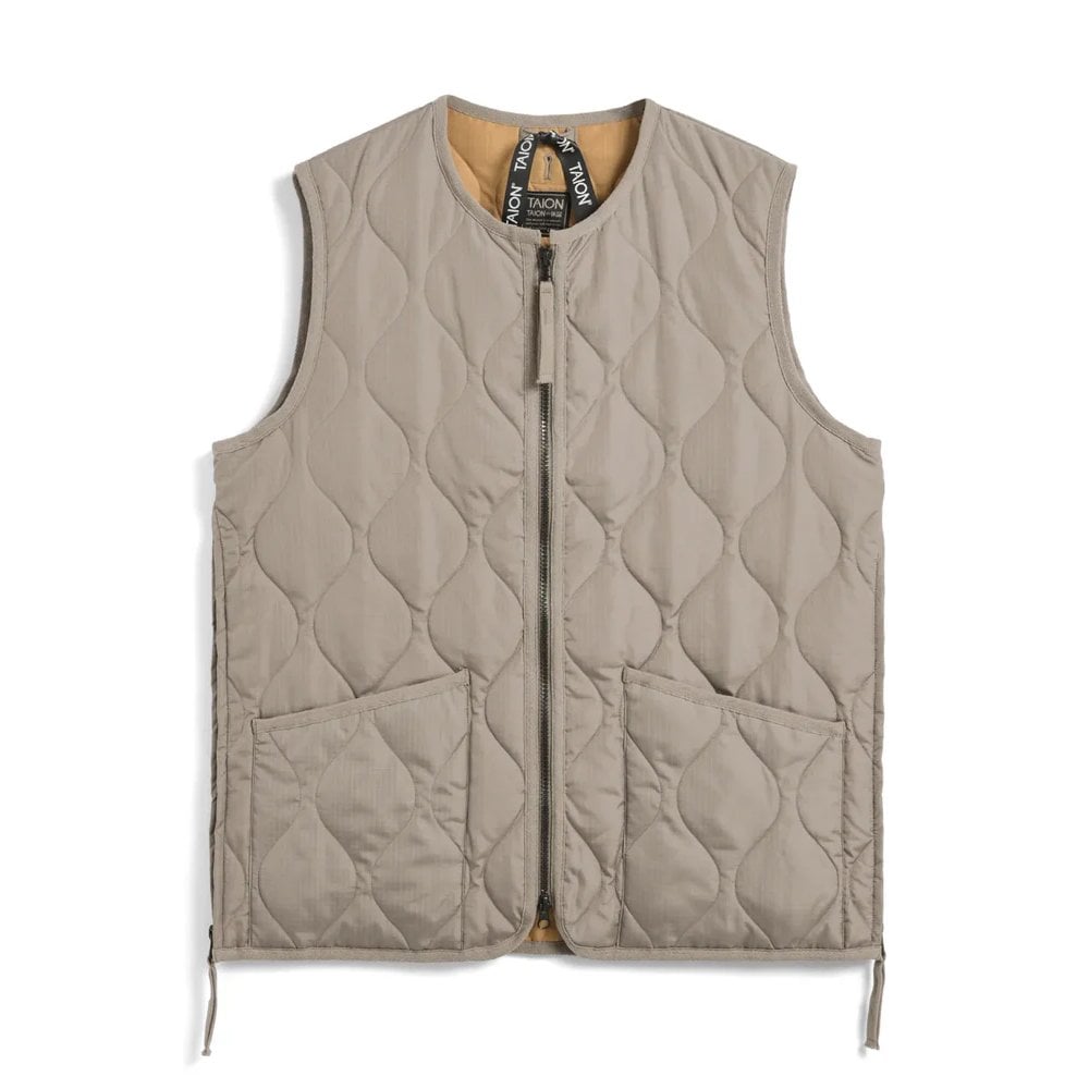Military Crew Neck W. Zip Down Vest - Light Mocha