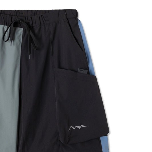 Extra Mile River Shorts 25 - Panel