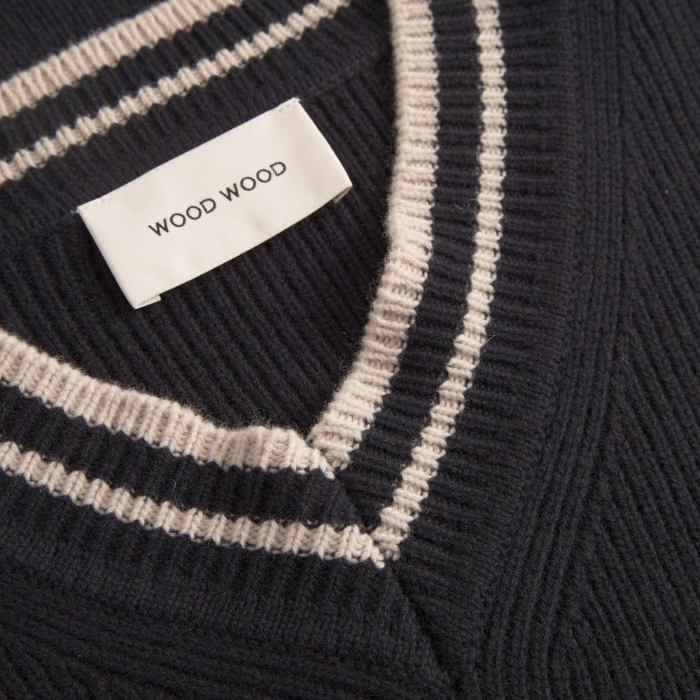 WWCobek V-Neck Pullover
