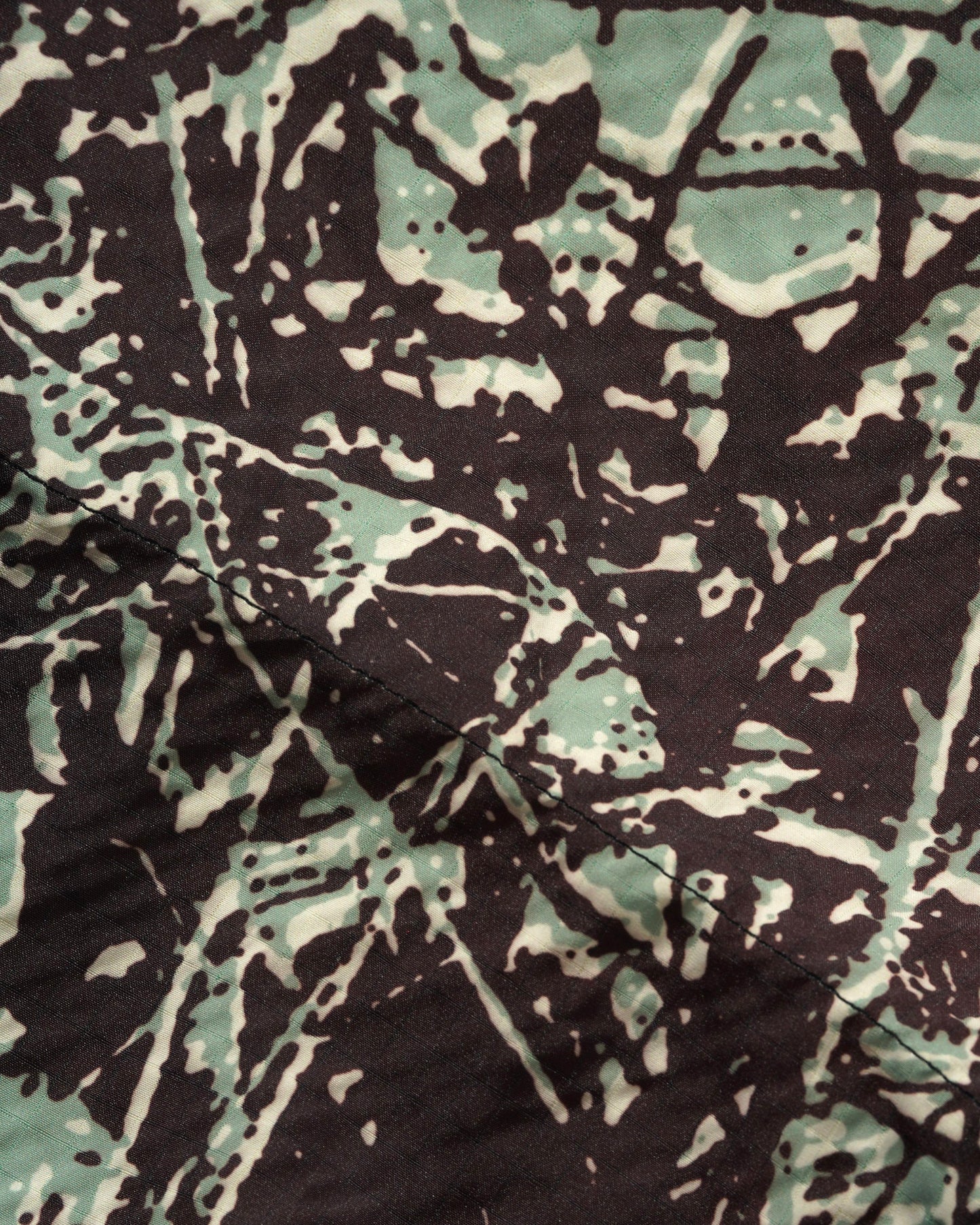 Endure Puffer Jacket - Woods Camo