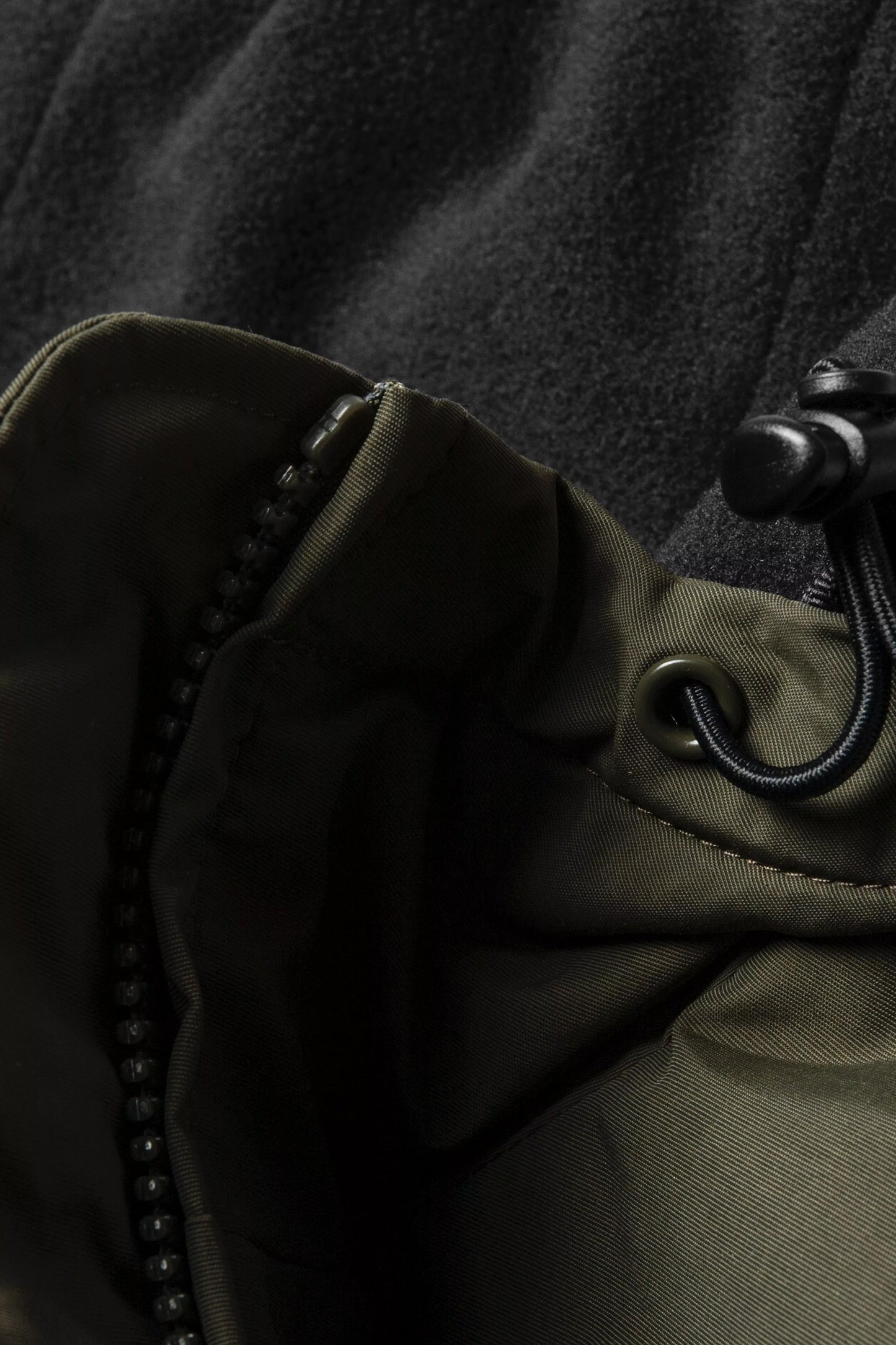 Hooded Sail Jacket Cypress / Black