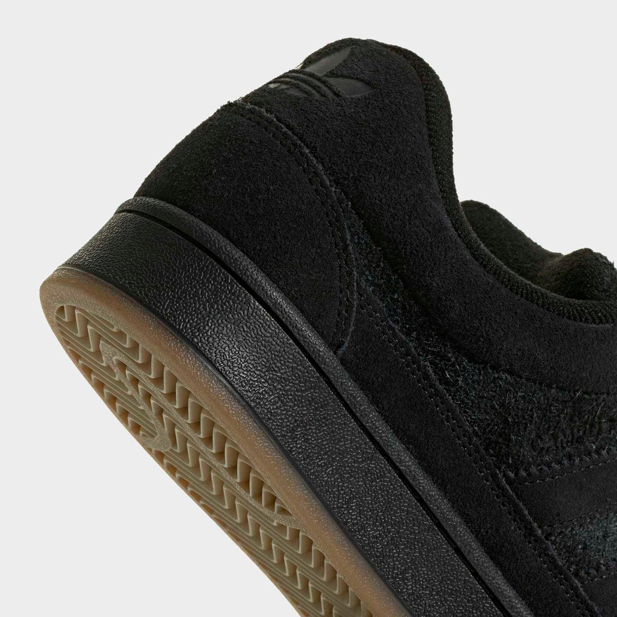 Campus ST - Core Black / Gum
