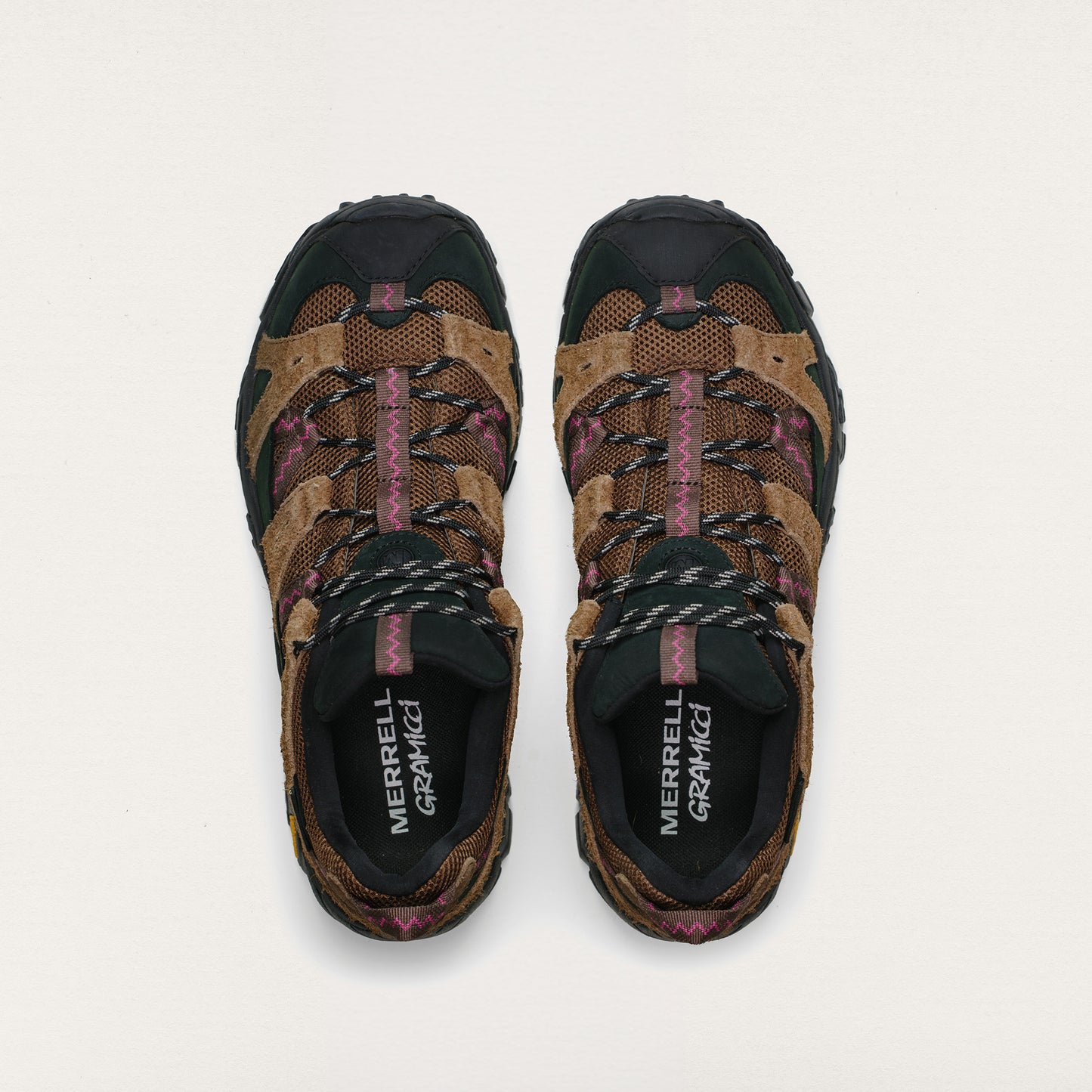 Gramicci X Merrell - MOAB 2 Siren - Dark Earth