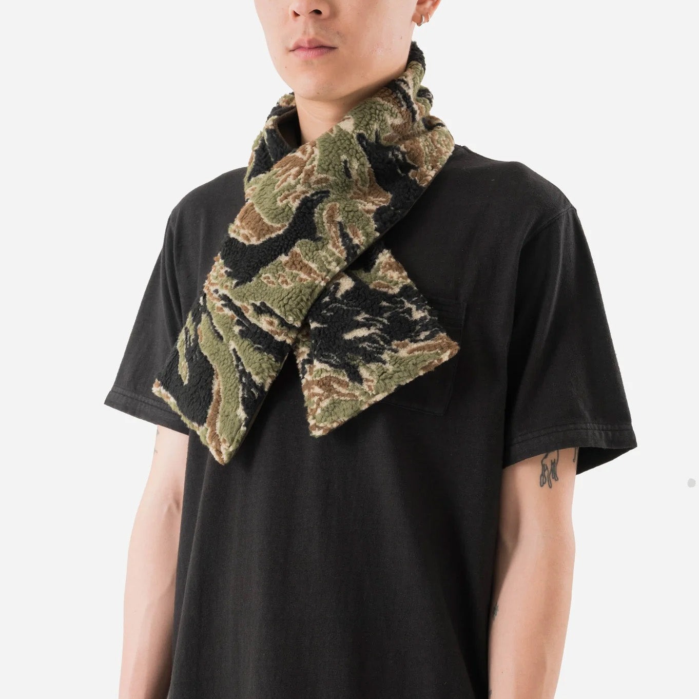 7160 Bonsai Tigerstripe Scarf Mint Gold