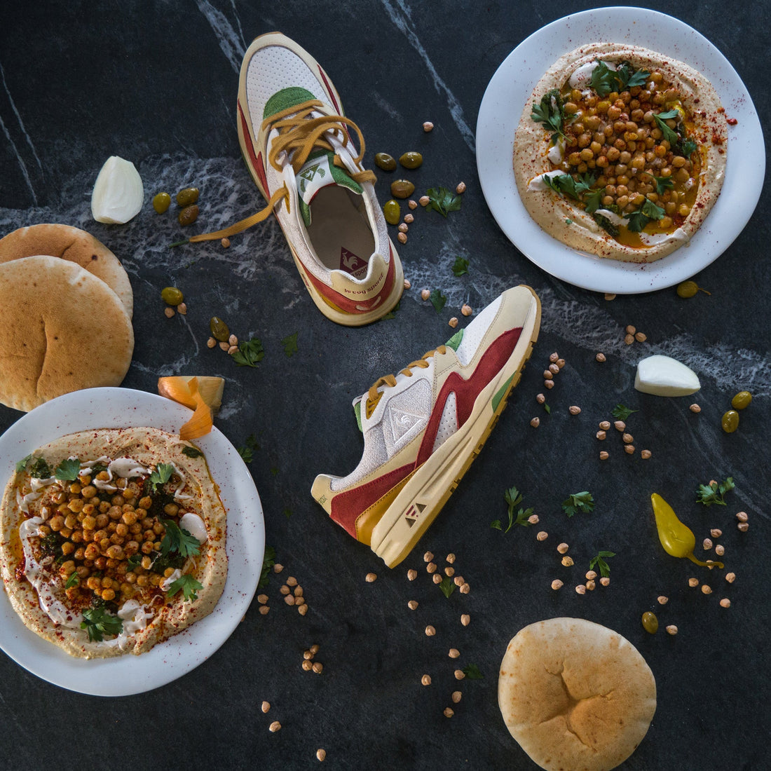 Le Coq Sportif X Sneakerbox LCS R800 "Hummus"