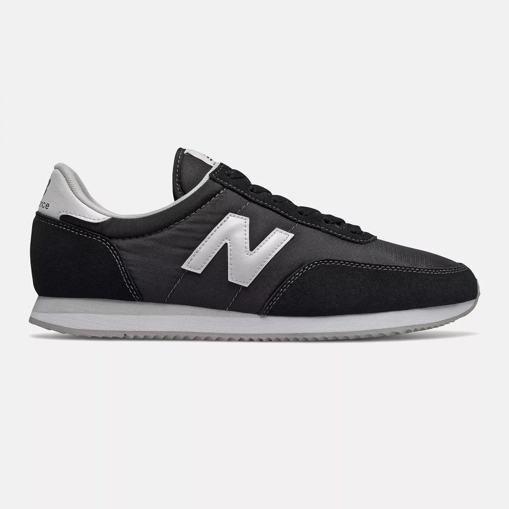 720 - Black / White - UL720AA