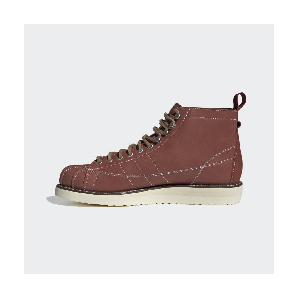 Superstar Boots