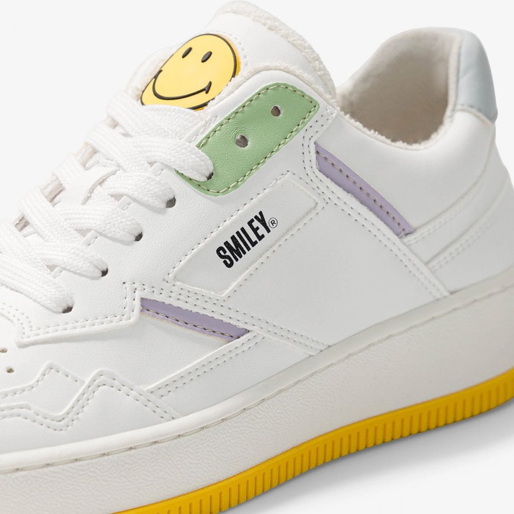 Gen1 - Smiley X Moea - White/Pastel