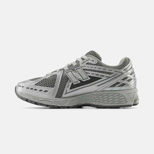 1906R - Harbor Grey / Silver Metalic