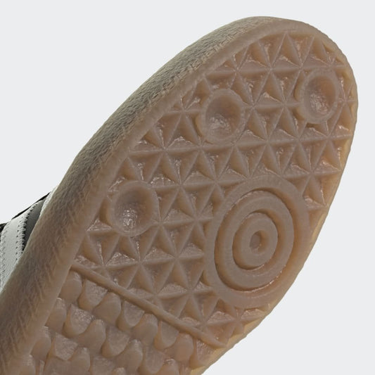 Sambae W - Core Black / Cloud White / Gold Metallic
