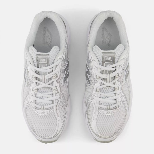 740  - White / Silver Metallic - U740WM2