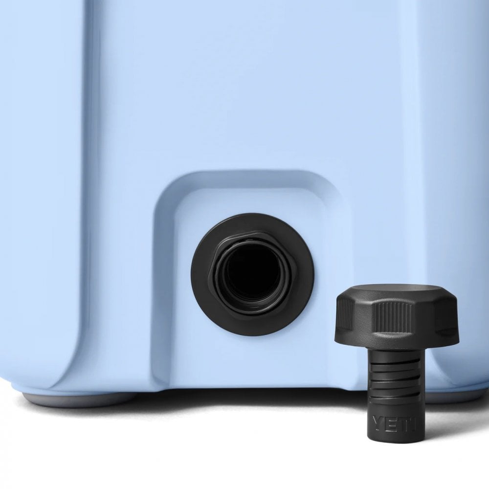 Roadie® 15 Cool Box - Big Sky Blue
