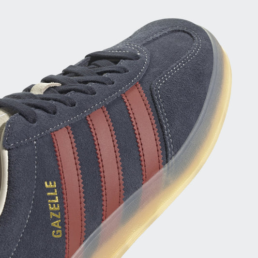 Gazelle Indoor - Legend Ink / Preloved Ruby / Wonder White