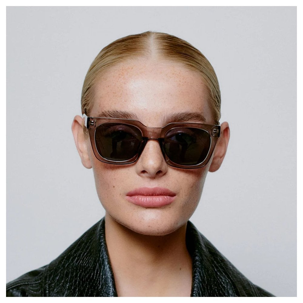 Nancy Sunglasses - Grey Transparent