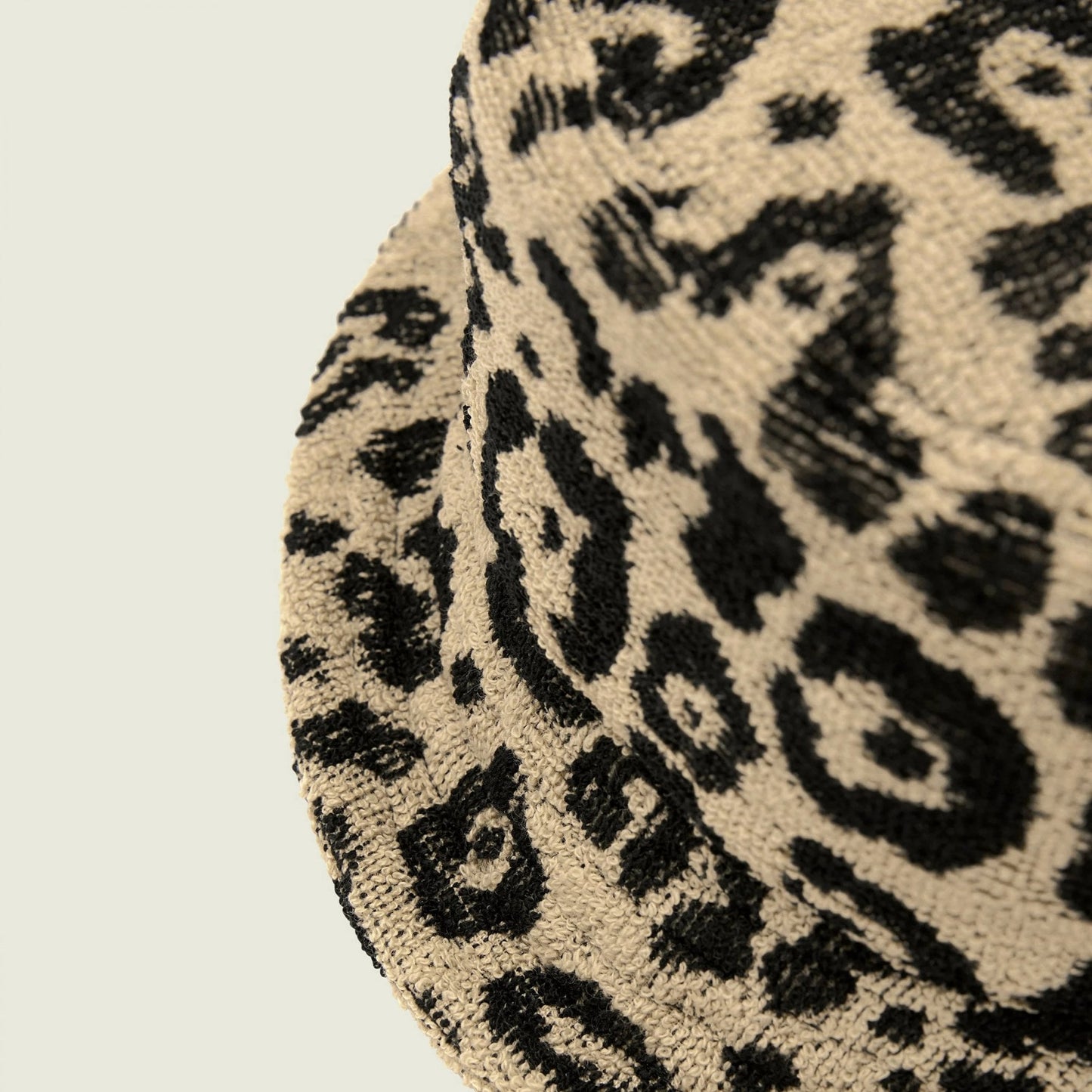 Leo Bucket Hat