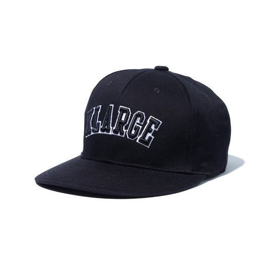 Round Logo Snapback Cap - Black