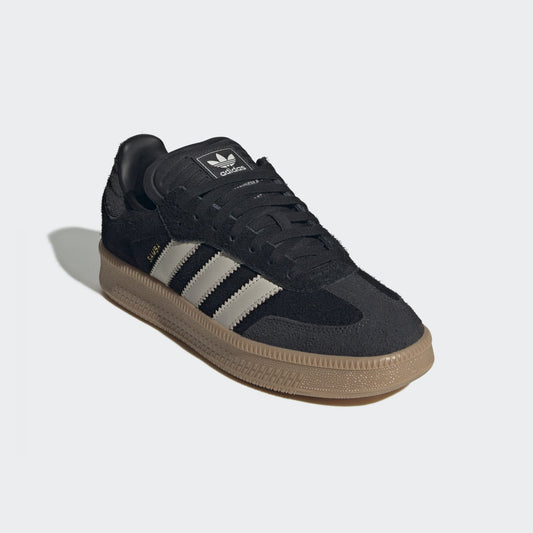 Samba XLG - Core Black / Wonder Aluminium / Gum4