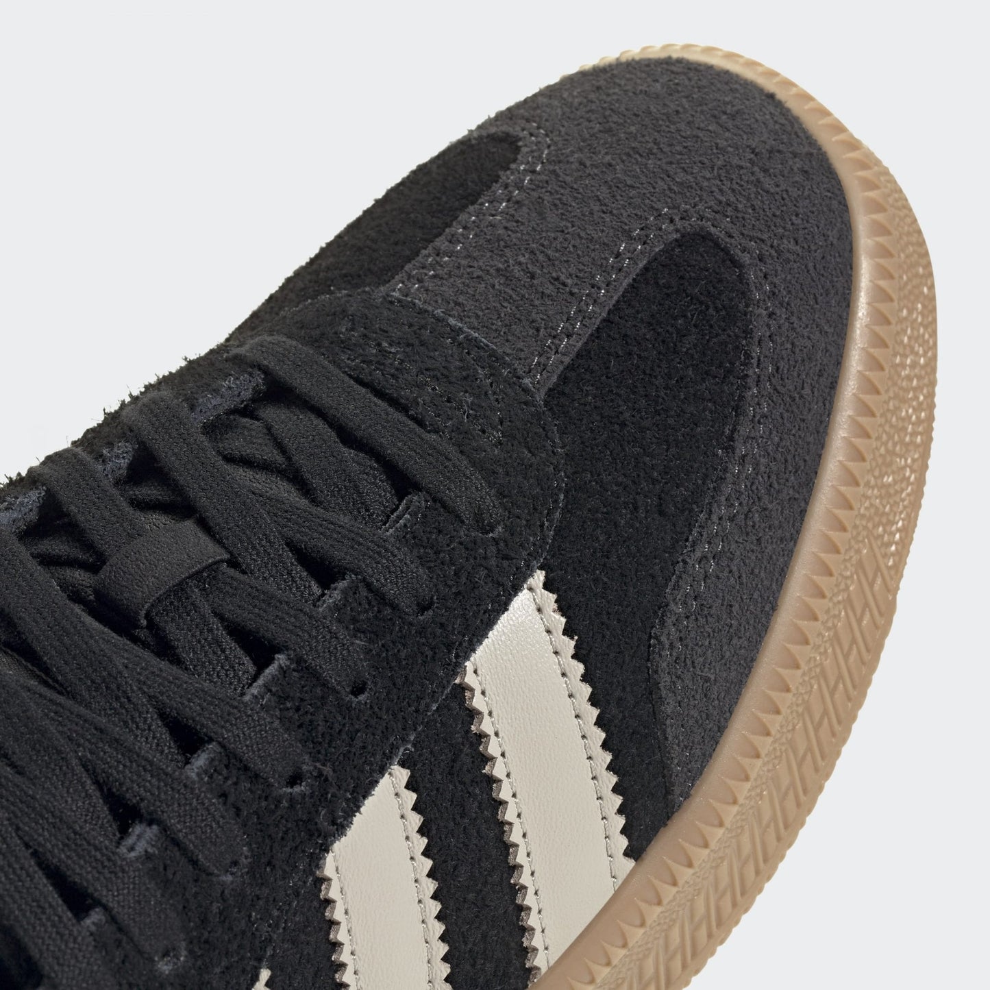 Samba XLG - Core Black / Wonder Aluminium / Gum4