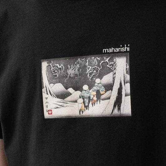2213 Travellers In Snow T-shirt