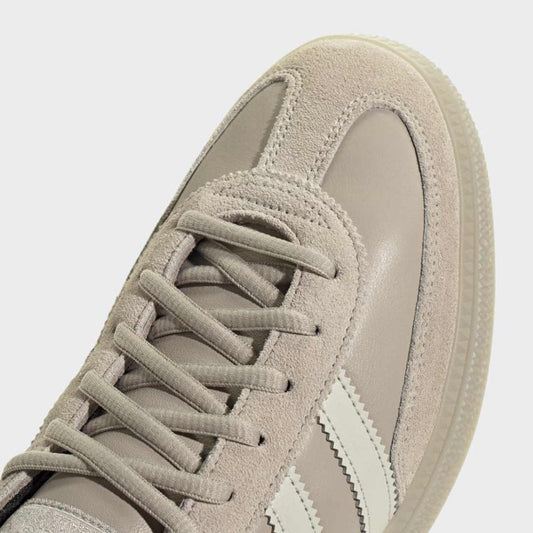 Handball Spezial - Wonder Beige / Aluminium