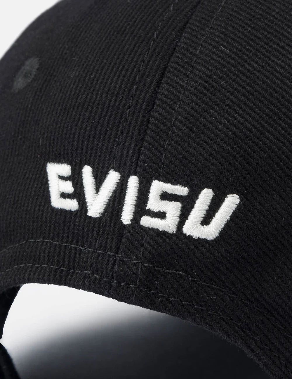 Seagull & Logo Embroidery Cap - Black