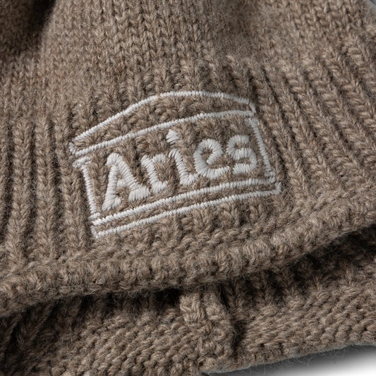 Chunky Knit Pom Pom Beanie - Brown
