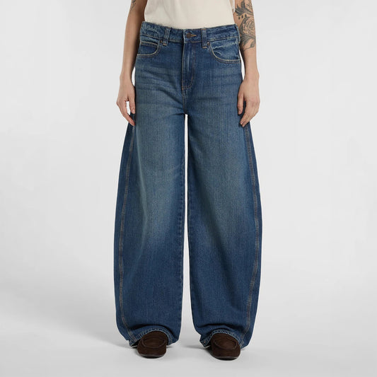 Women's Maricopa Low Waist Barrel Jeans - Mid Blue Fade Wash