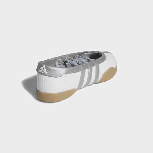 Taekwondo Mei - Cloud White / Silver Metallic / Gum