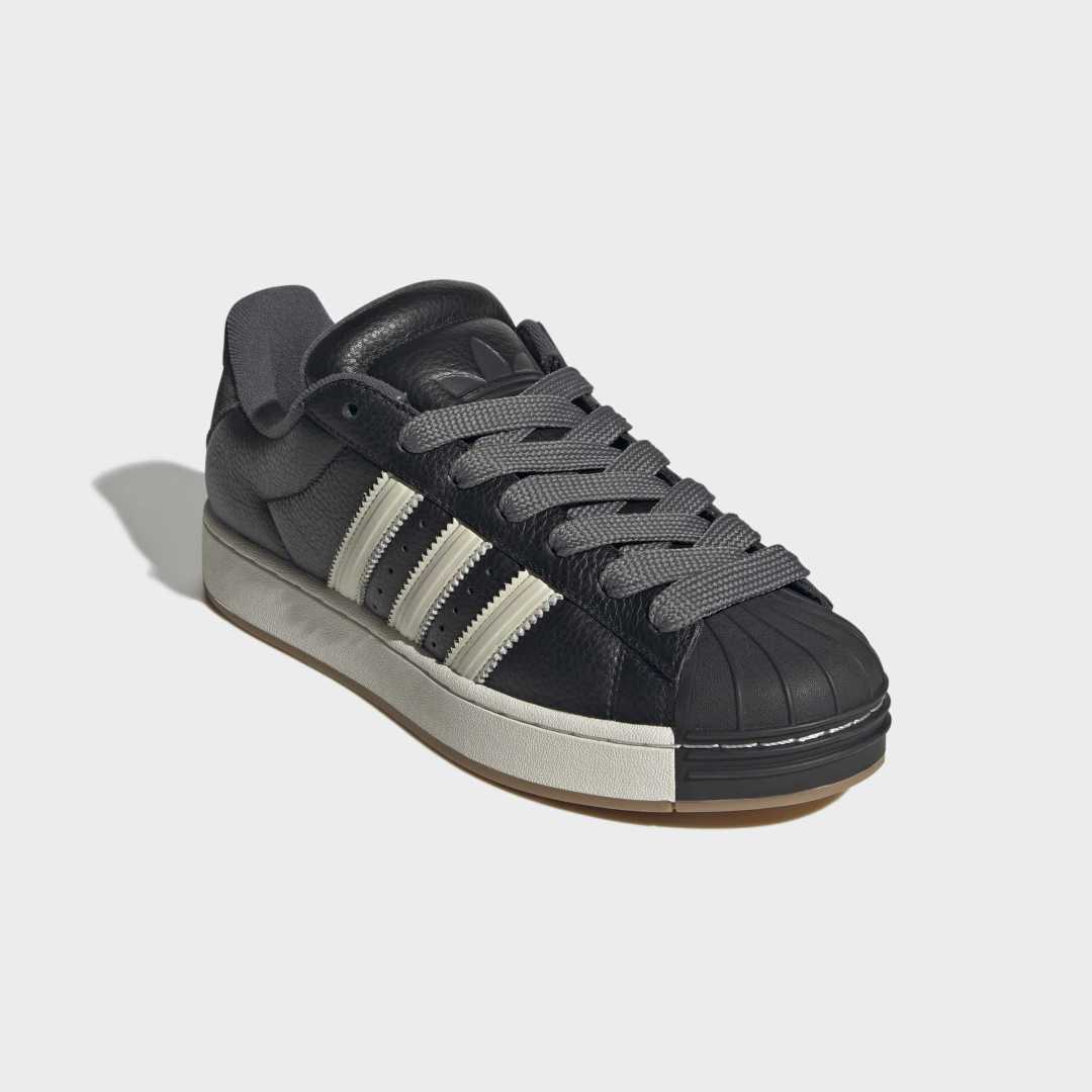 Superstar ST - Core Black / Off White / Gum