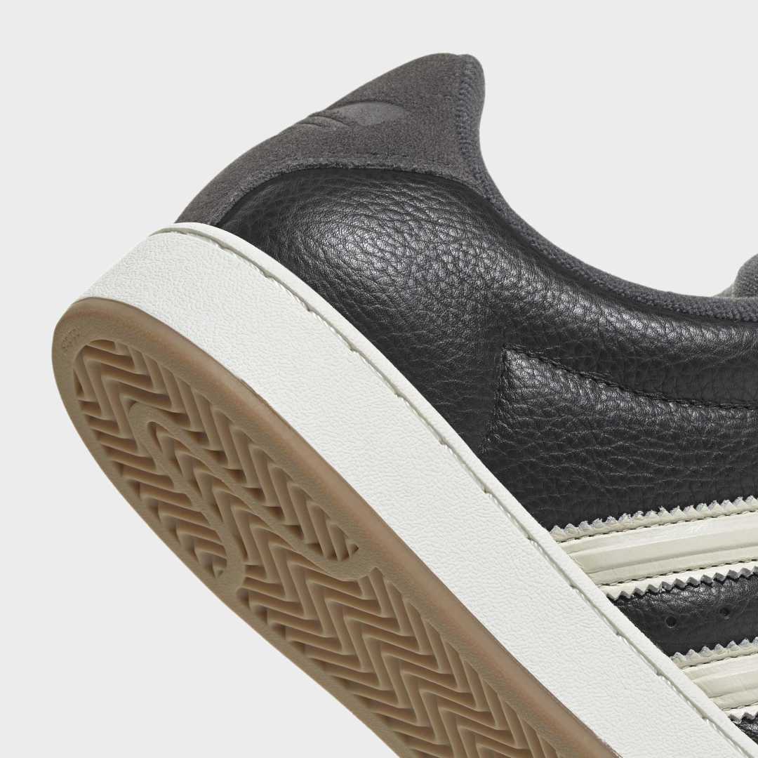 Superstar ST - Core Black / Off White / Gum