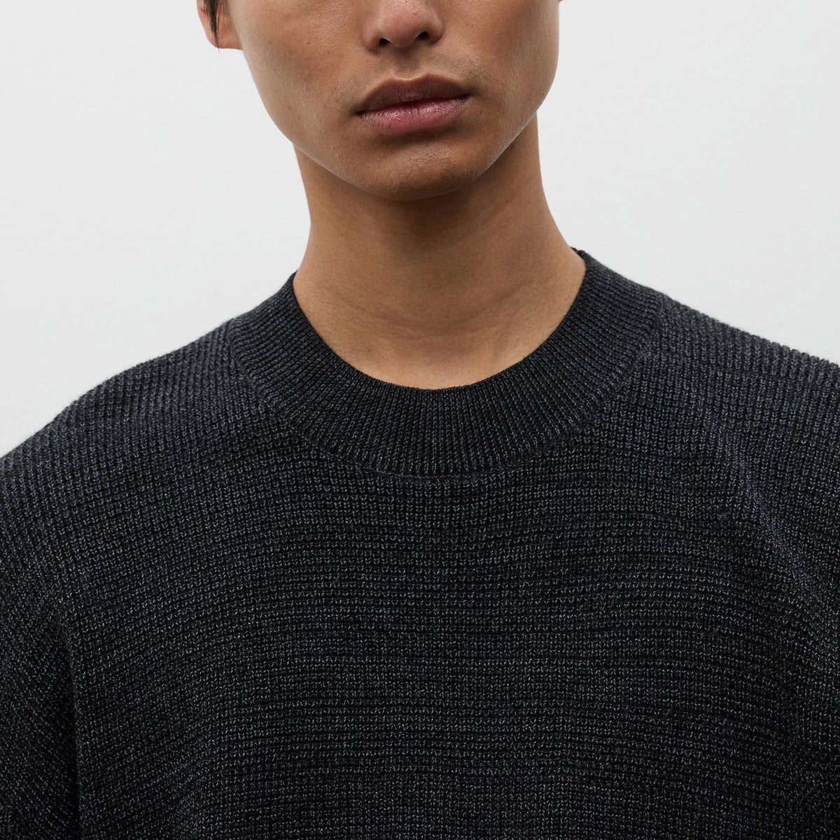 Hirtshals Tech Merino Waffle Crewneck - Charcoal Melange