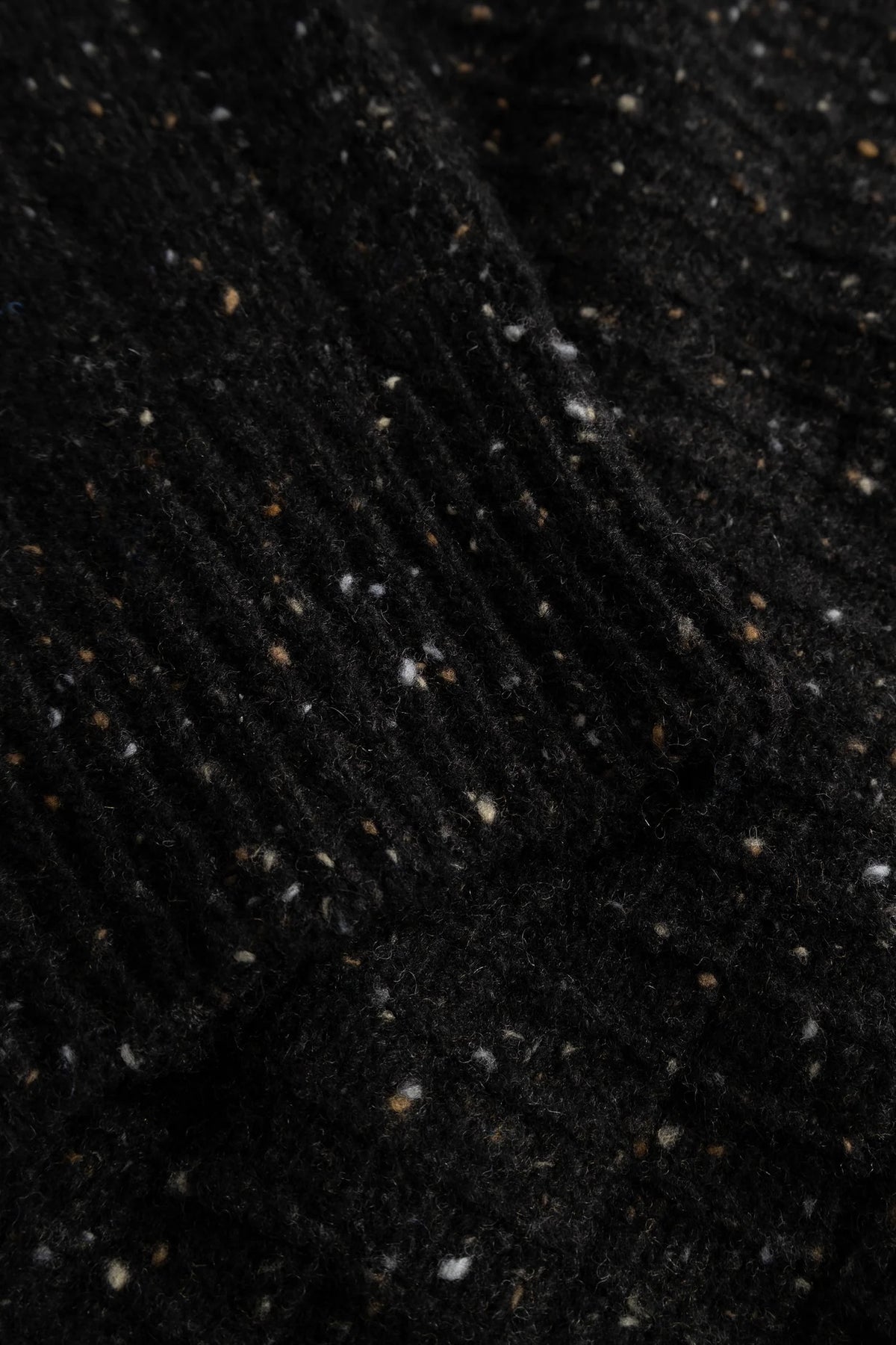 Hirtshals Donegal Square Sweater - Charcoal Melange