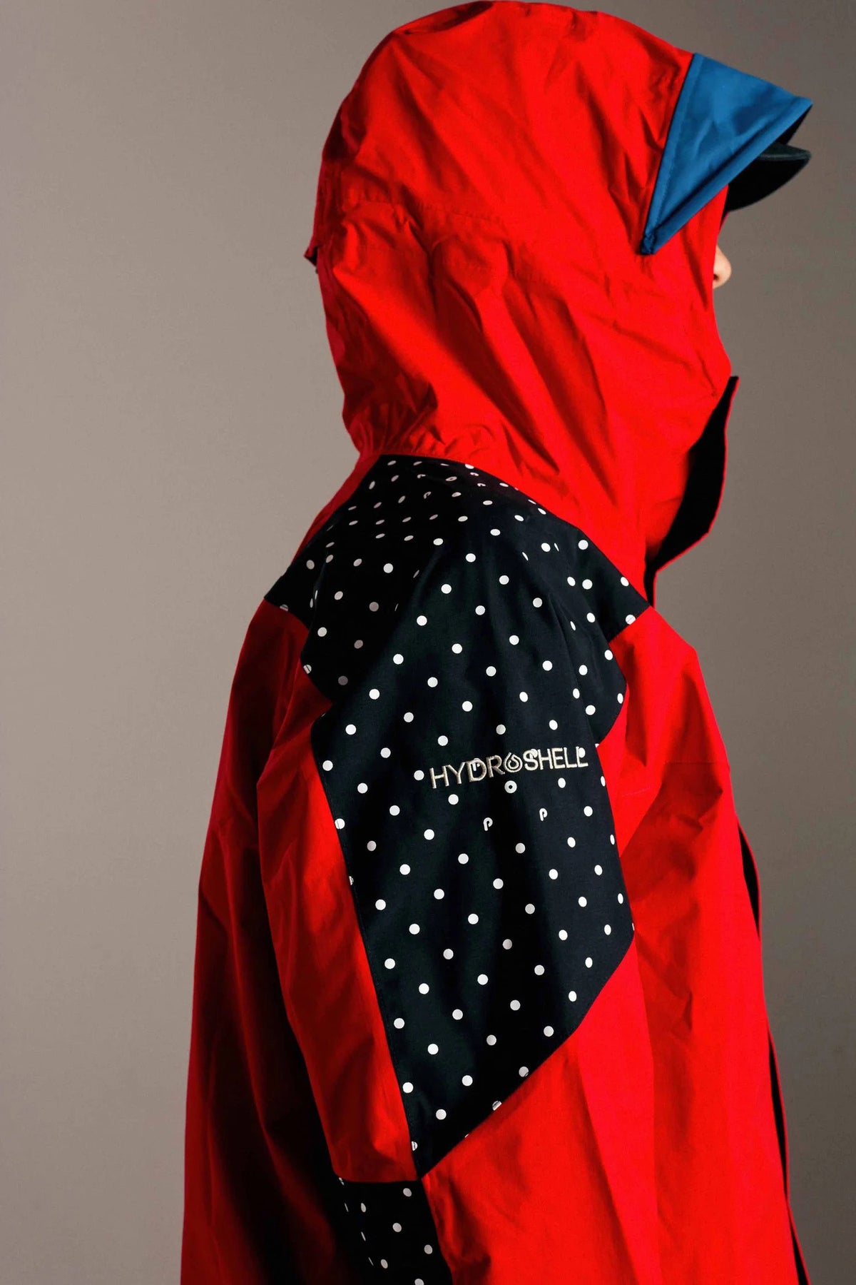 Pop x Berghaus KARA-SU 5000 M - Goji Berry